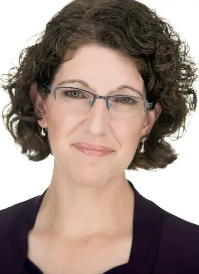 Carol Smith headshot