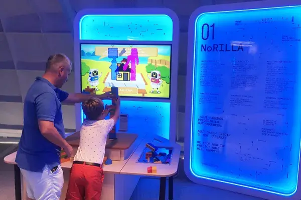 NoRILLA, an HCII project that uses AI to assist children in hands-on educational experiments, was selected for an exhibit at CaixaForum Valencia, a new museum in Spain.